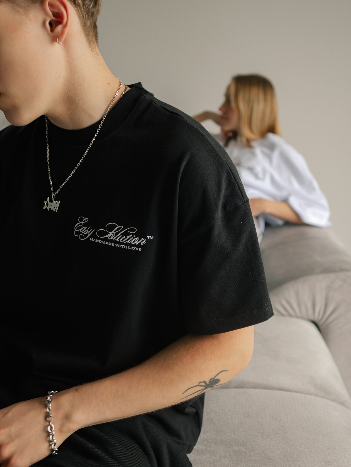 LOGO T-SHIRT