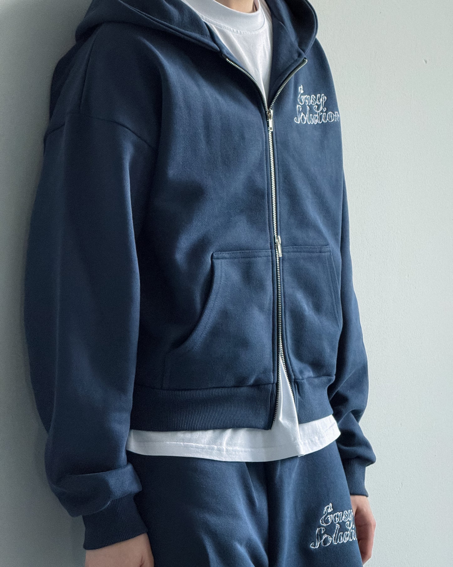 SPIKE ZIPPED HOODIE
