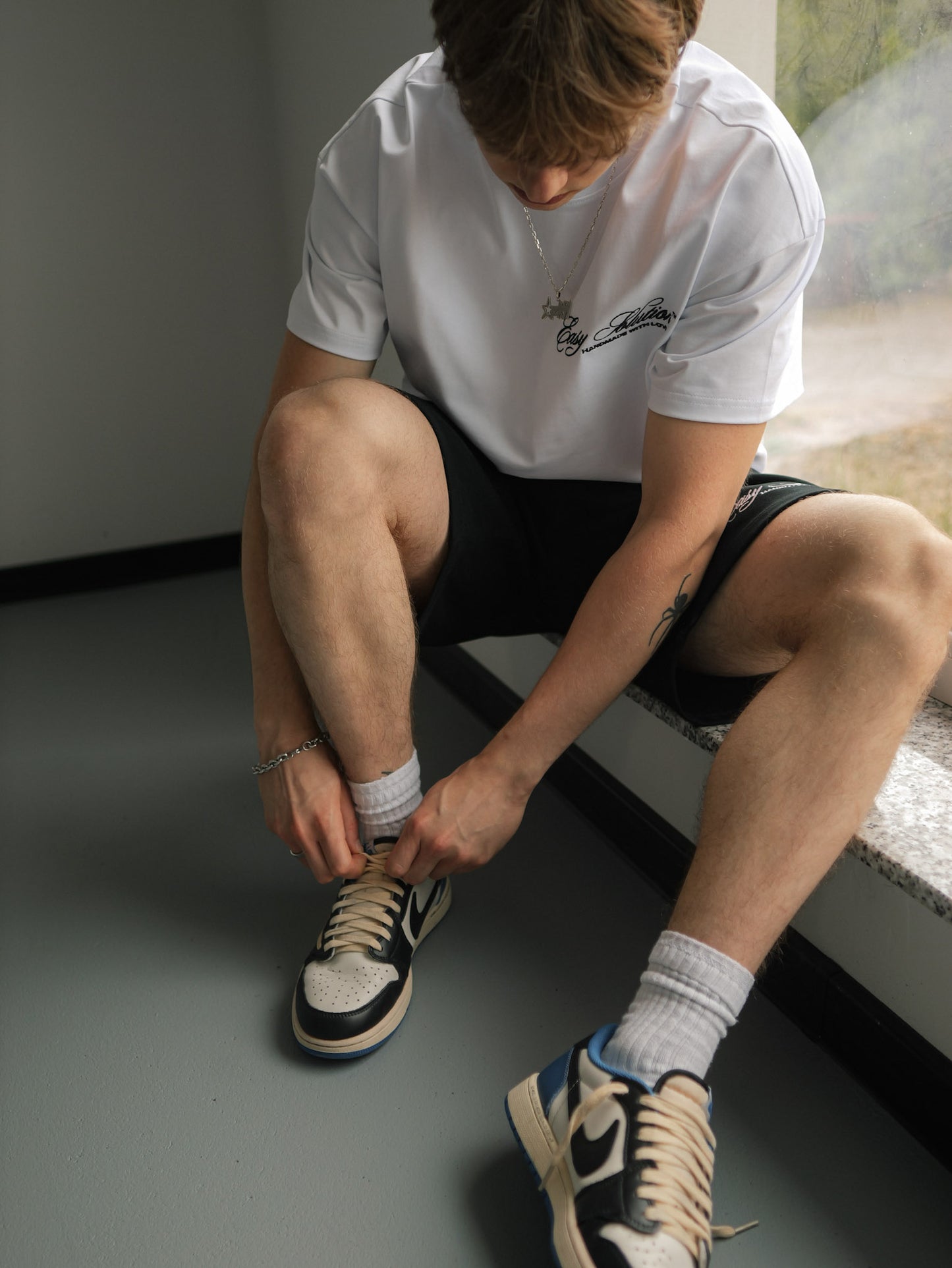 LOGO T-SHIRT