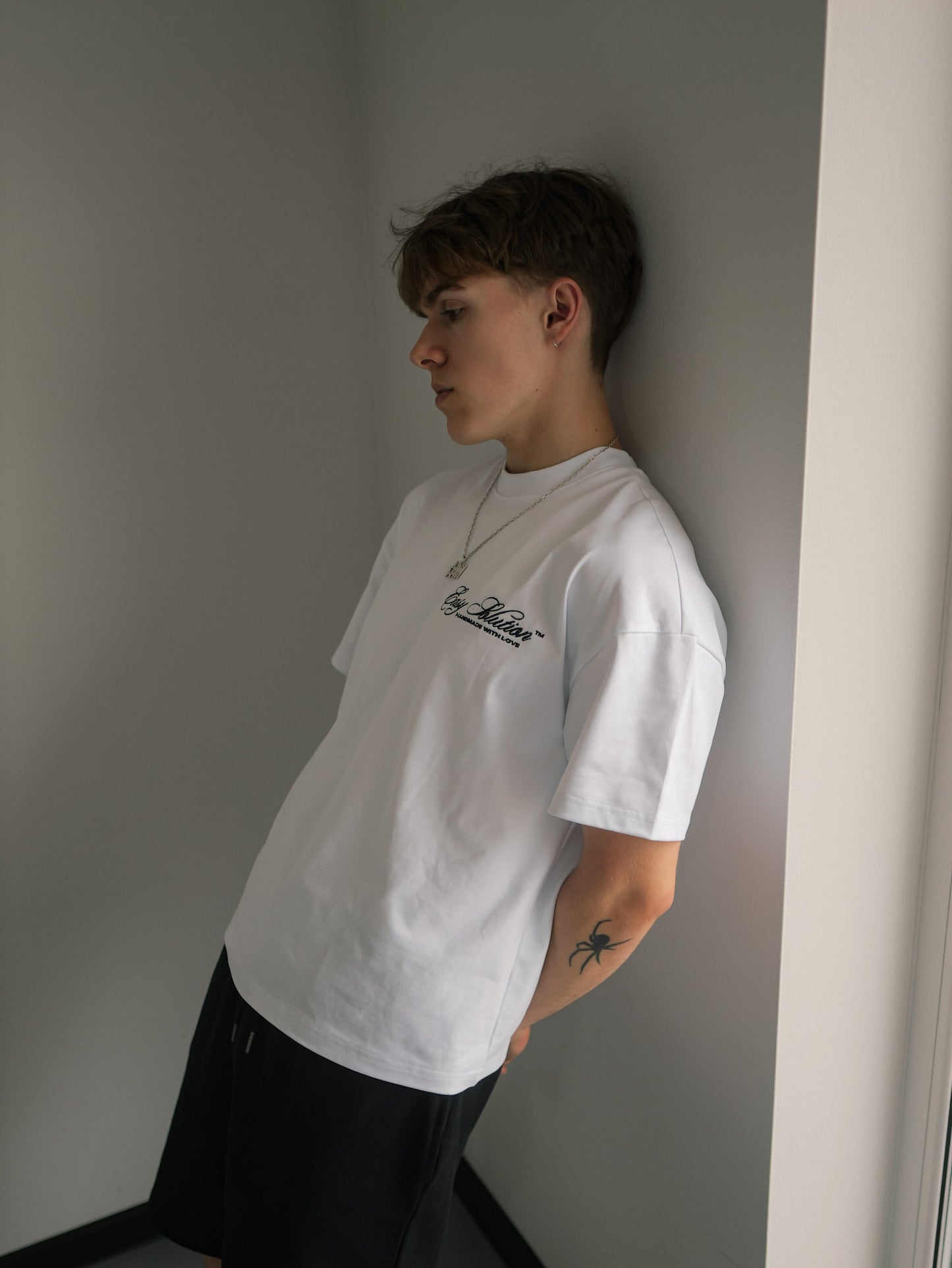 LOGO T-SHIRT