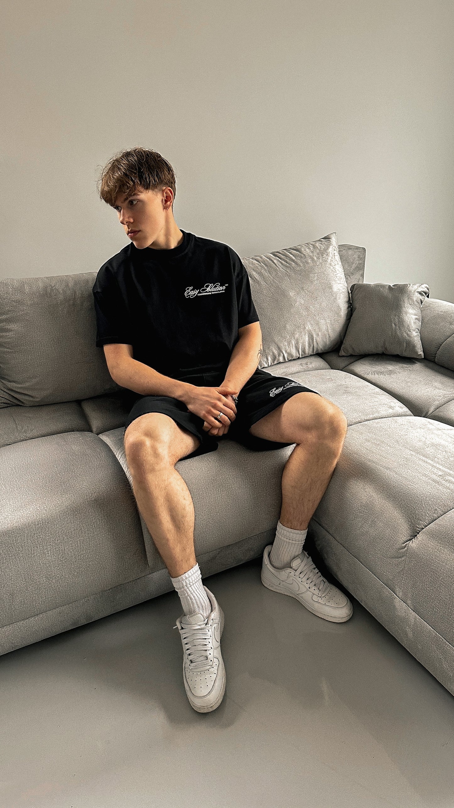 LOGO T-SHIRT