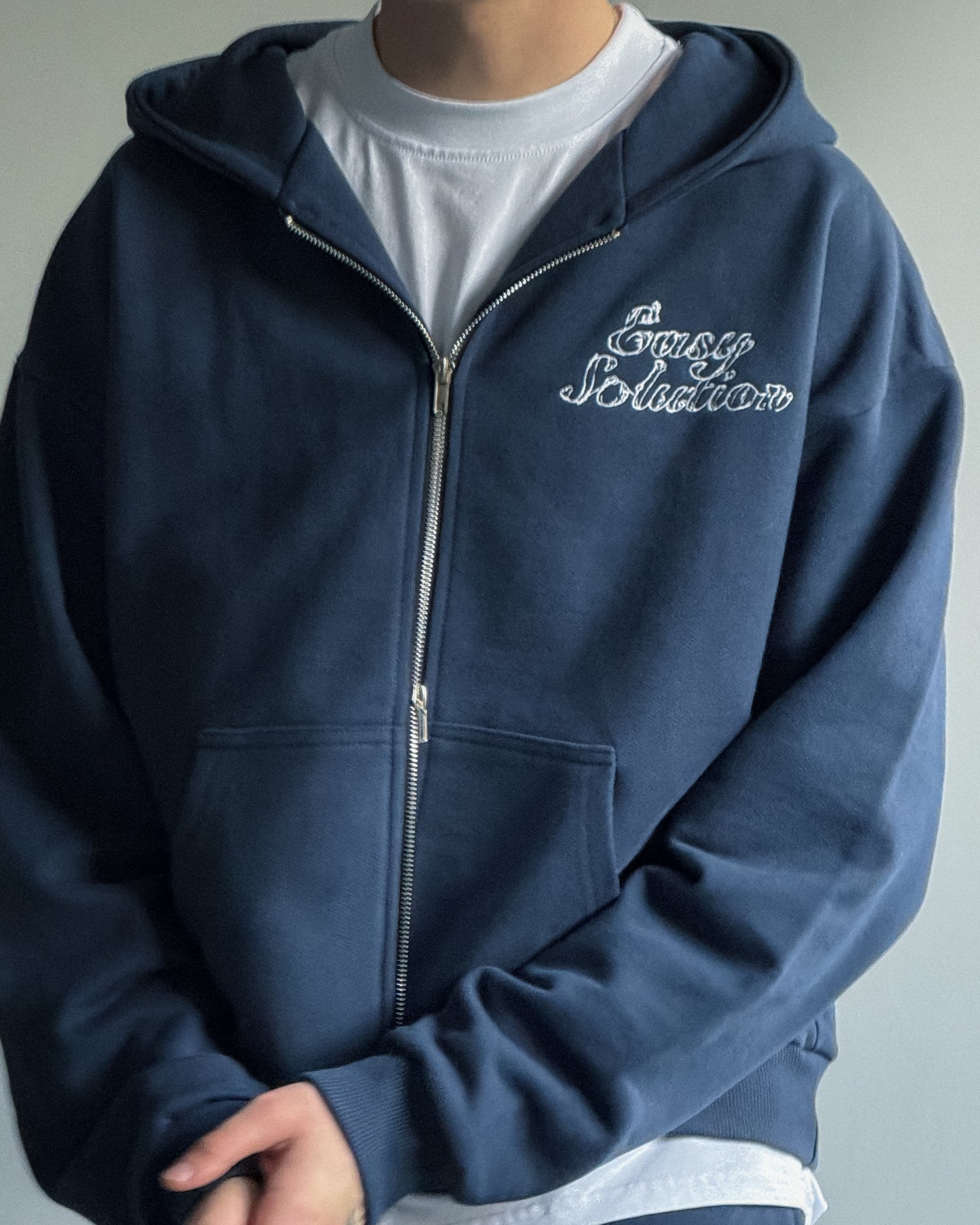 SPIKE ZIPPED HOODIE