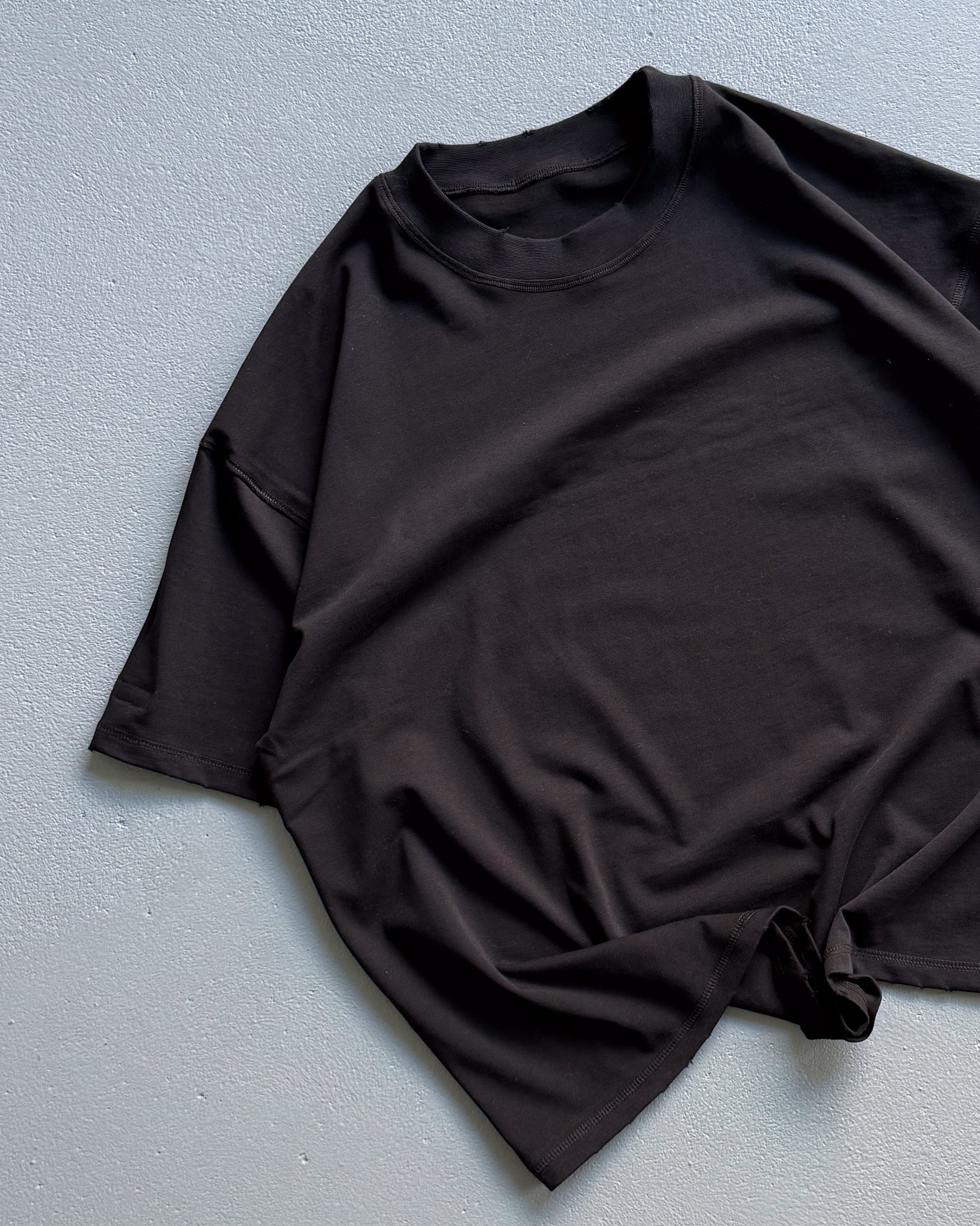 RECORDS REVERSIBLE DISTRESSED T-SHIRT