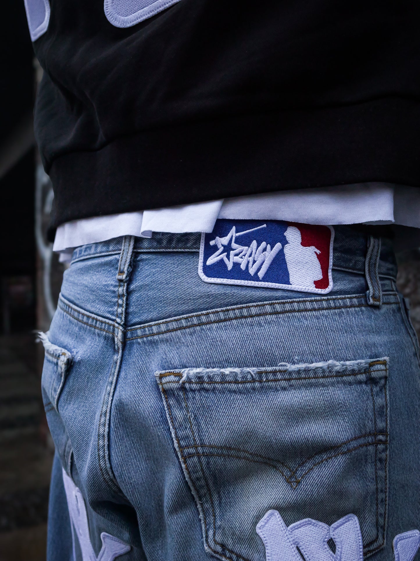 MLB EMBROIDERED JEANS