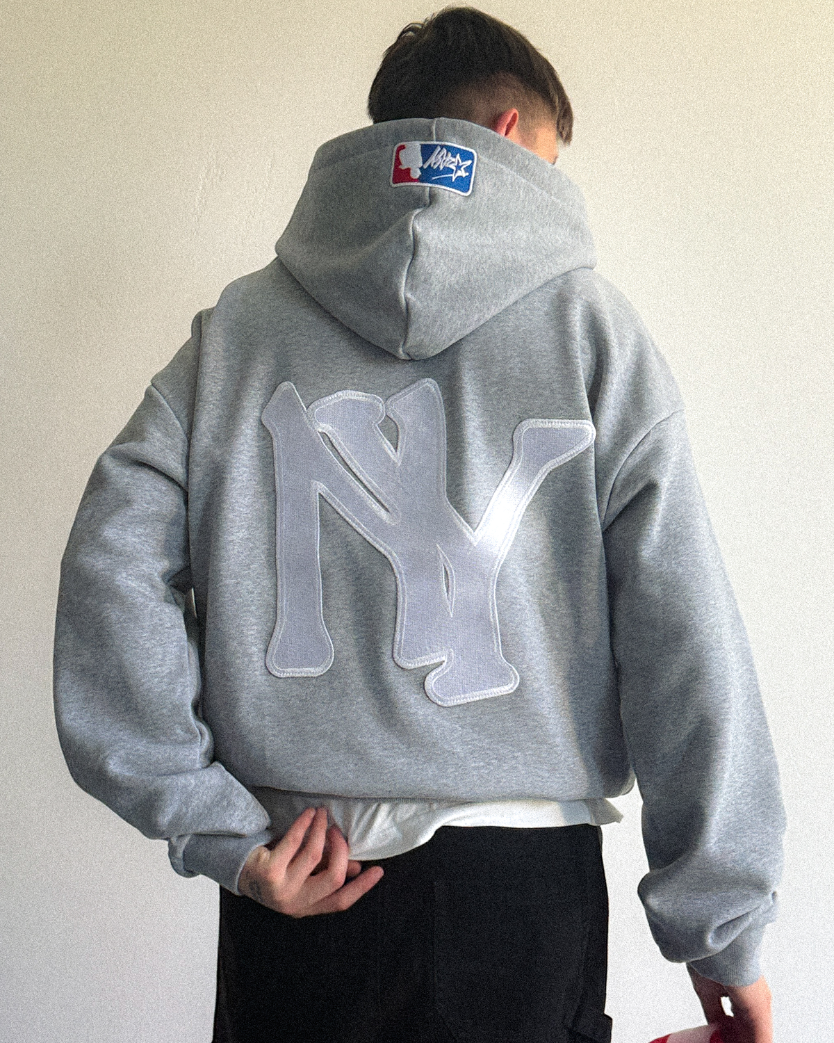 NEW YORK EMBROIDERED HOODIE