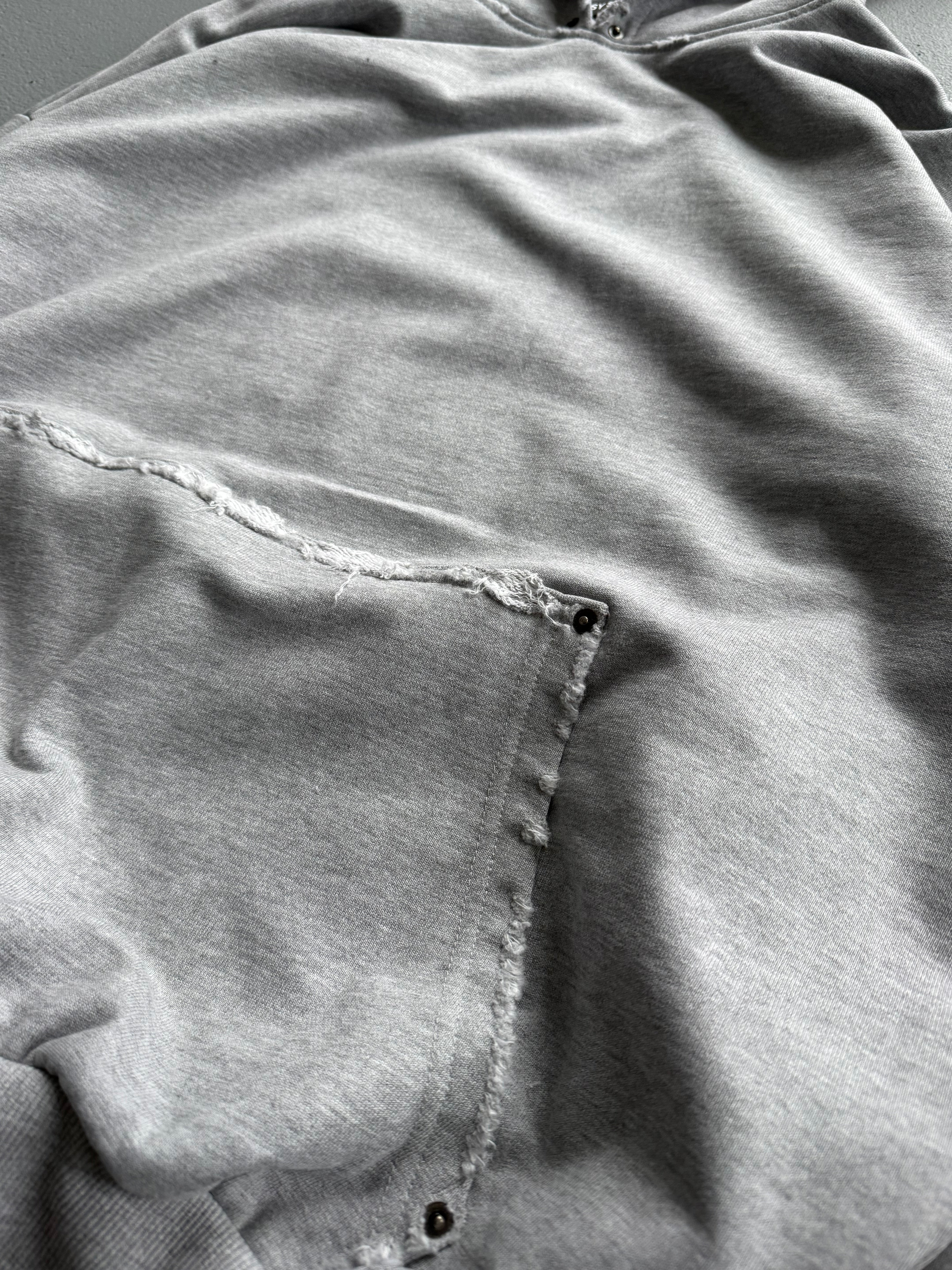 RIVETS DISTRESSED HOODIE
