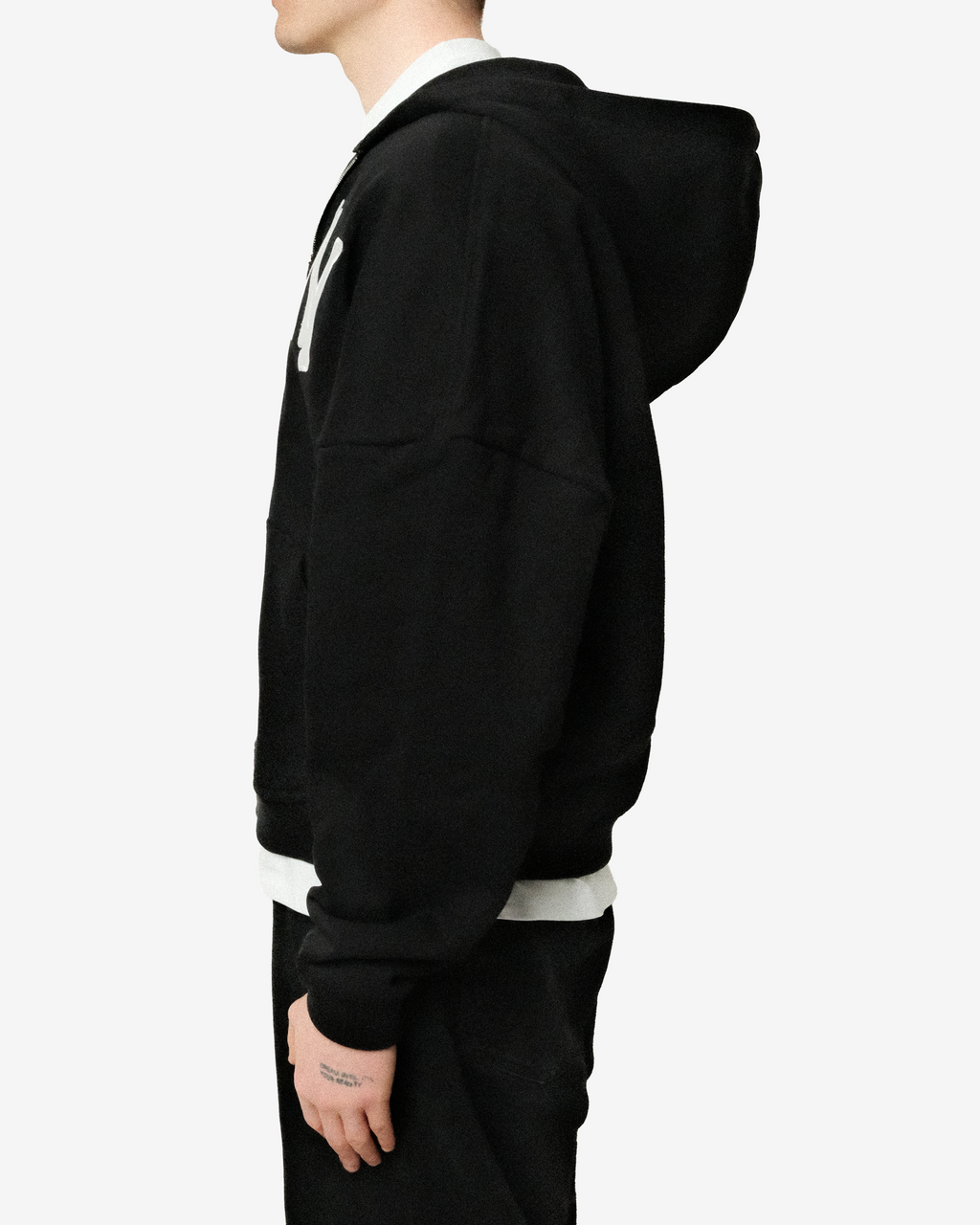 NEW YORK EMBROIDERED ZIPPED HOODIE