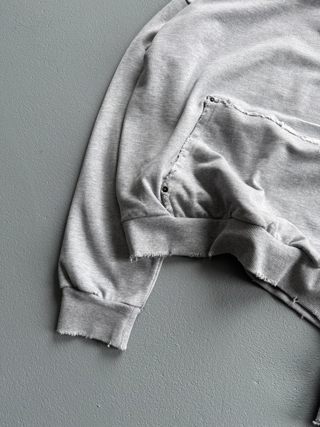 RIVETS DISTRESSED HOODIE