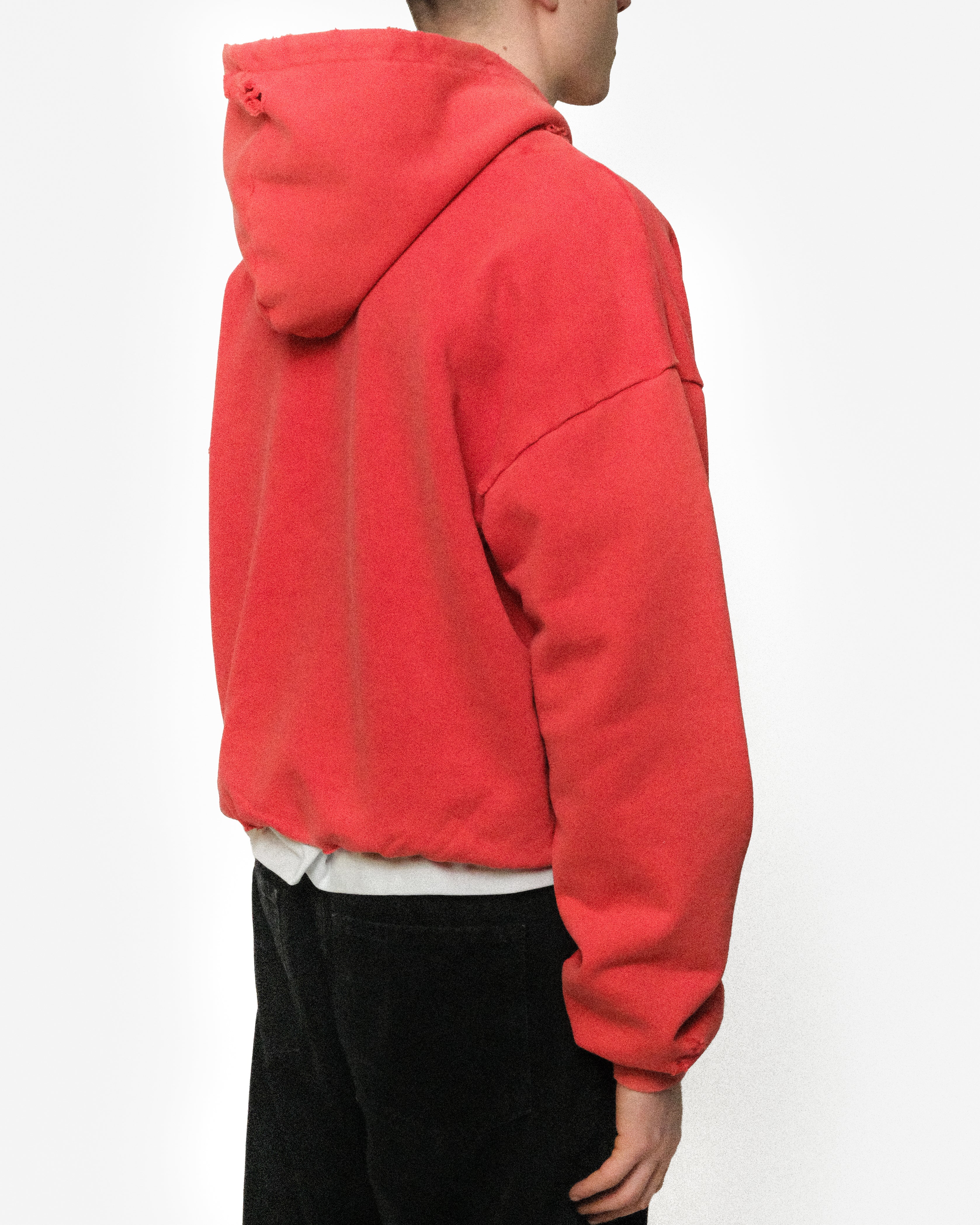 HEAVYWEIGHT FADED DISTRESSED HOODIE