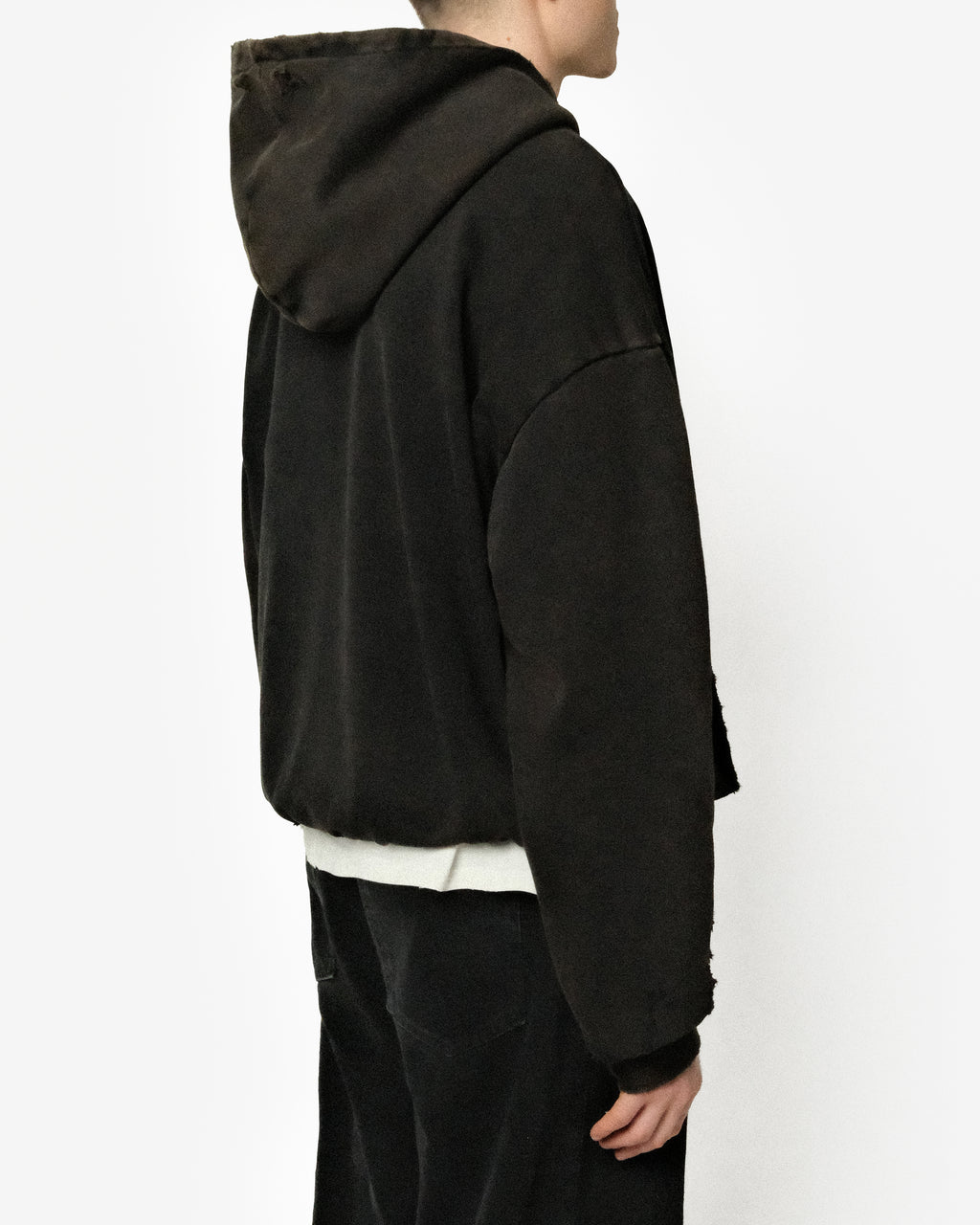 HEAVYWEIGHT FADED DISTRESSED HOODIE