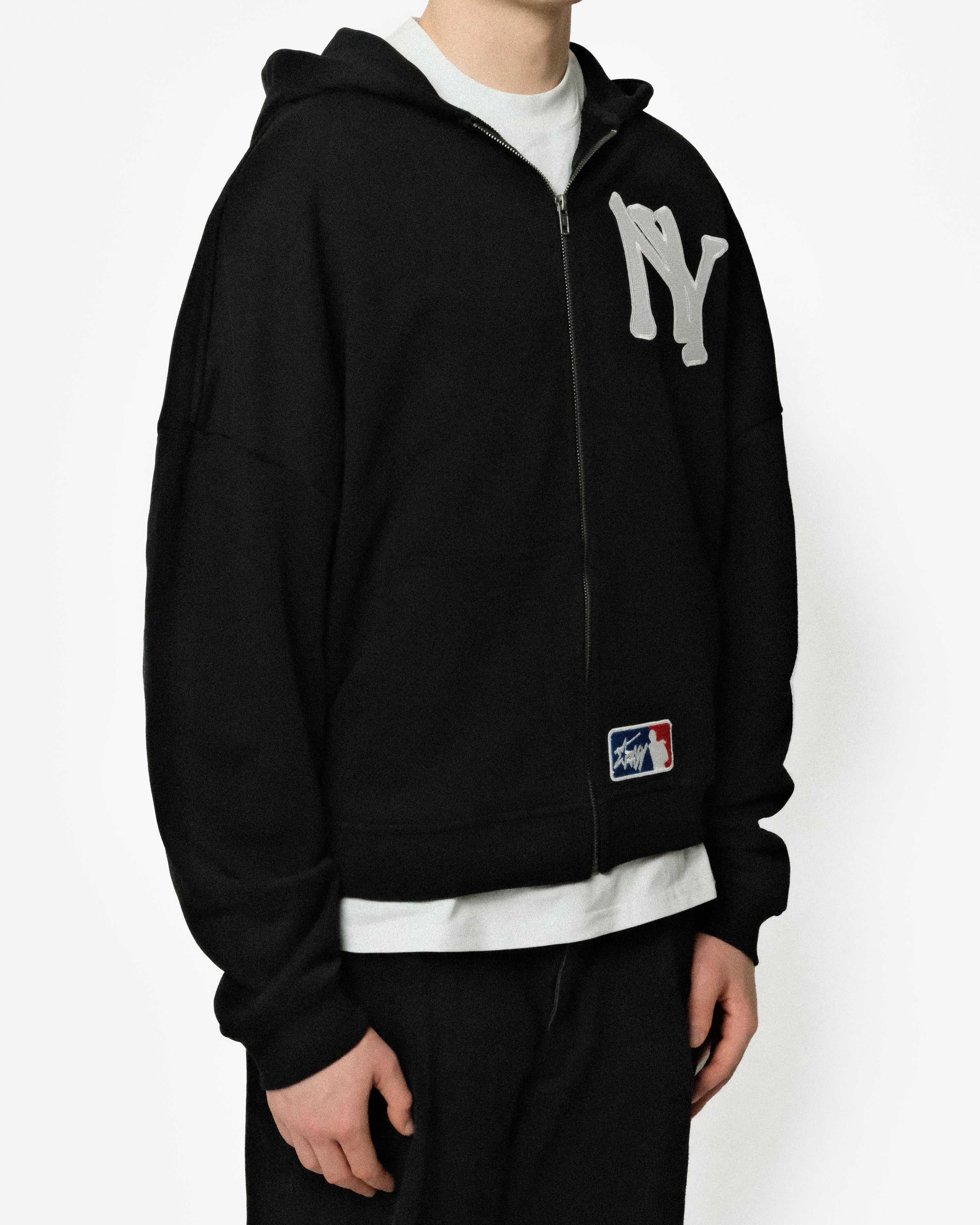 NEW YORK EMBROIDERED ZIPPED HOODIE