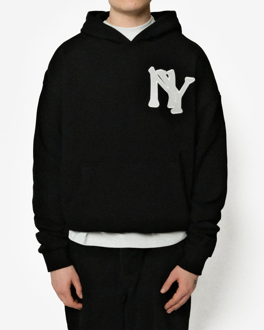 NEW YORK EMBROIDERED HOODIE