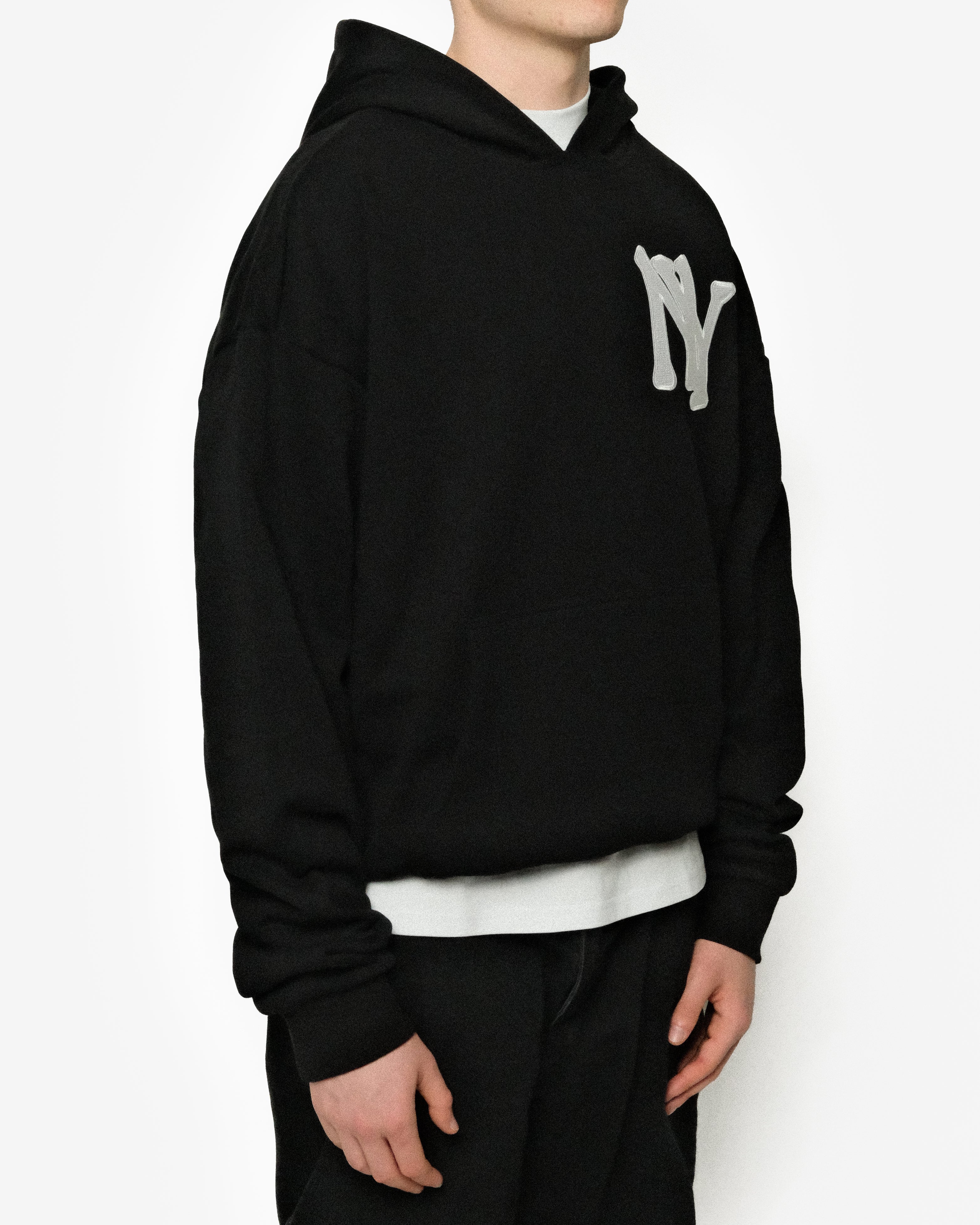 NEW YORK EMBROIDERED HOODIE