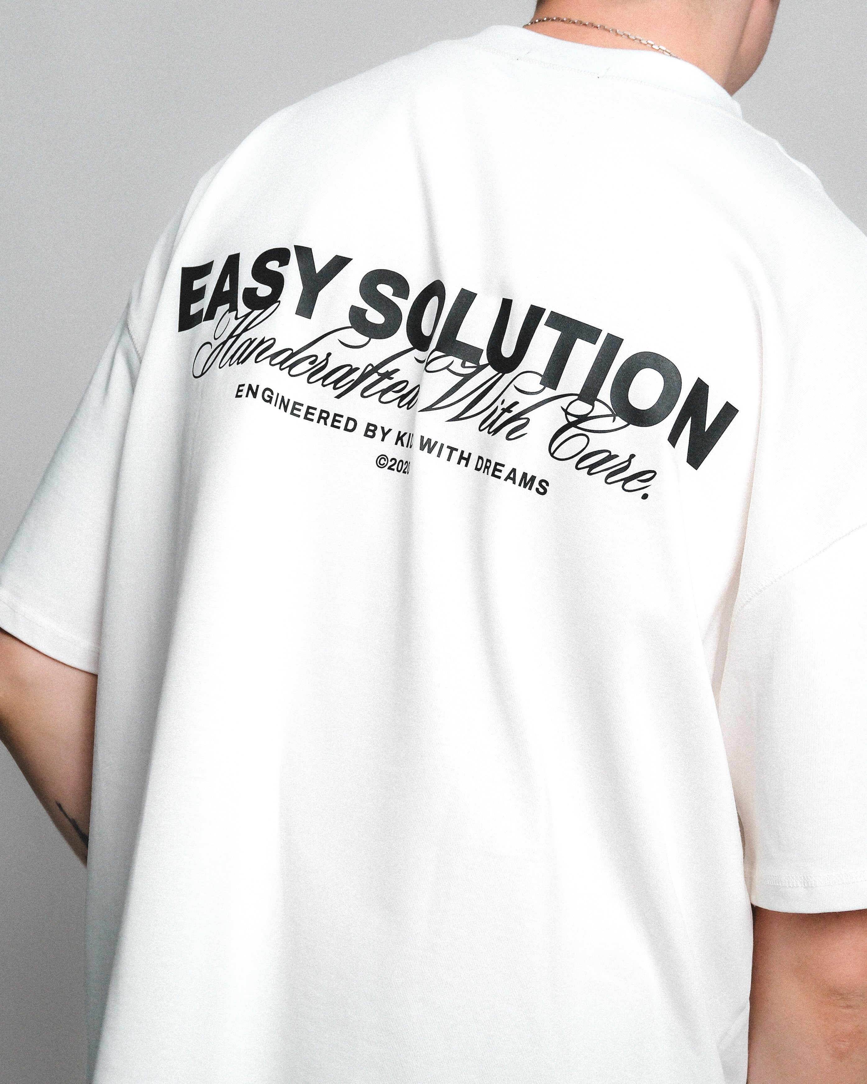 SIGNATURE T-SHIRT