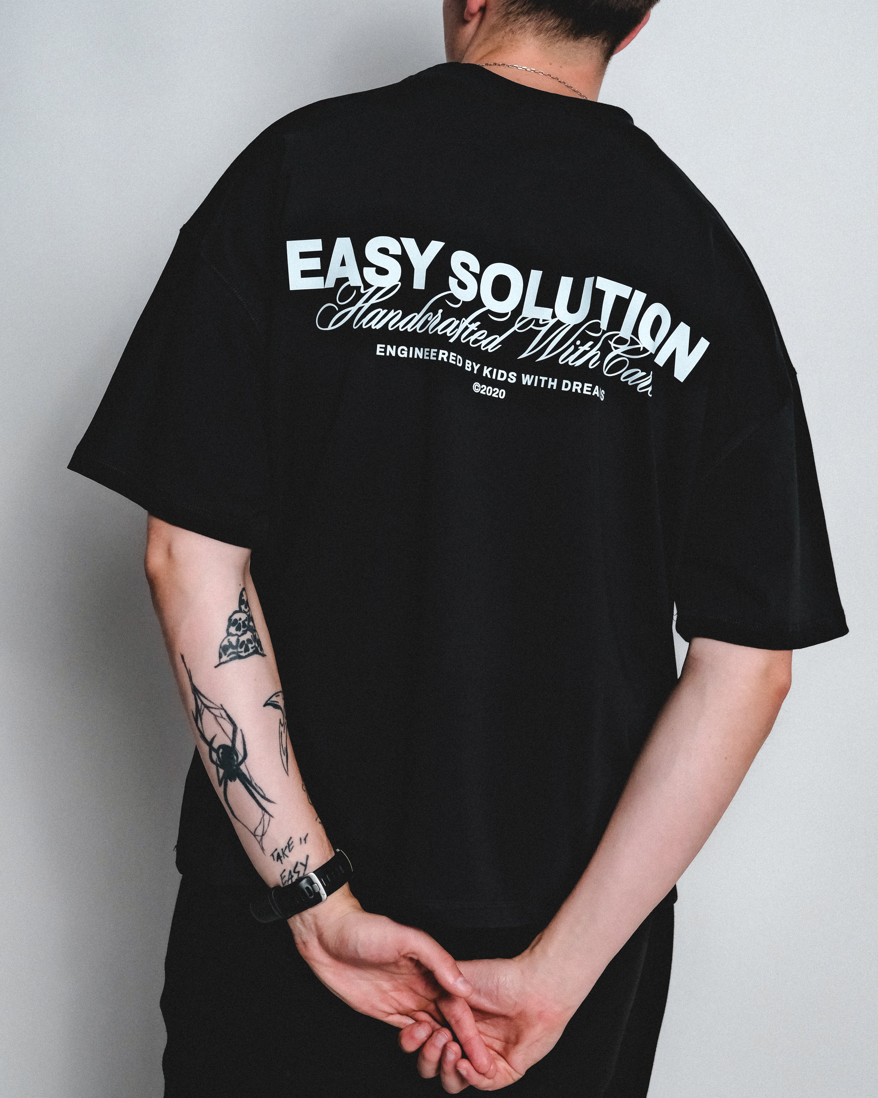 SIGNATURE T-SHIRT