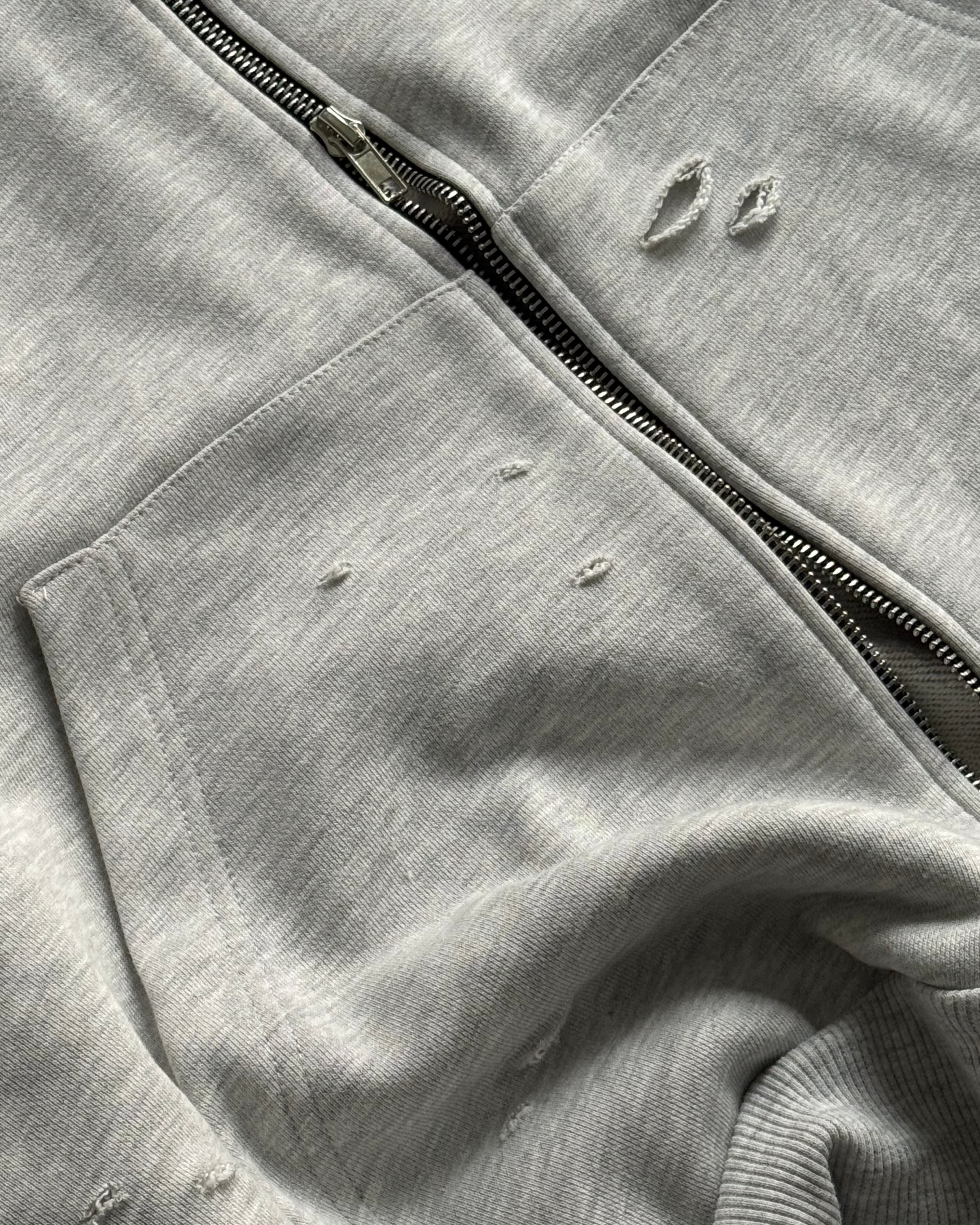 RECORDS DISTRESSEED ZIPPED HOODIE