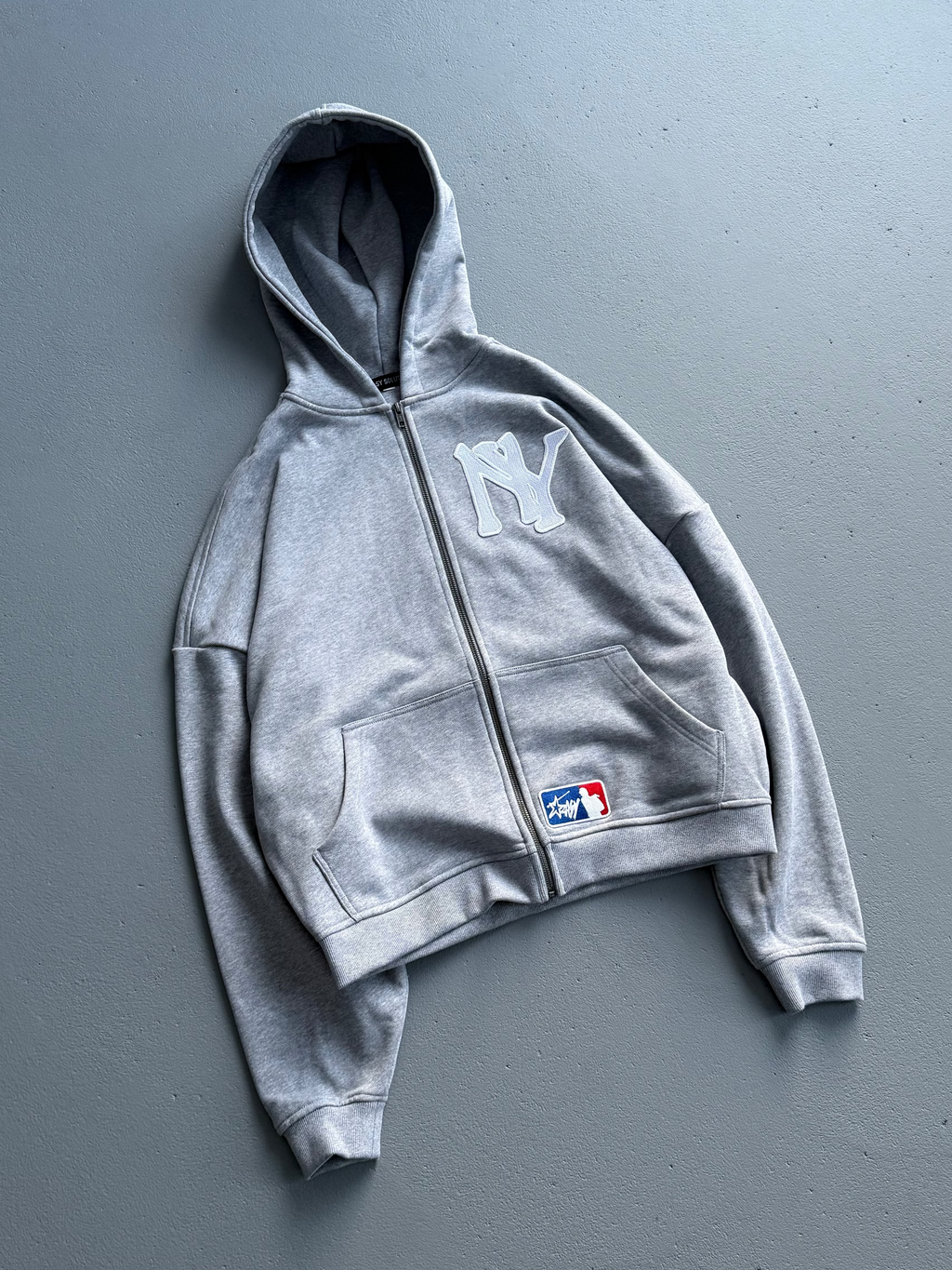 NEW YORK EMBROIDERED ZIPPED HOODIE