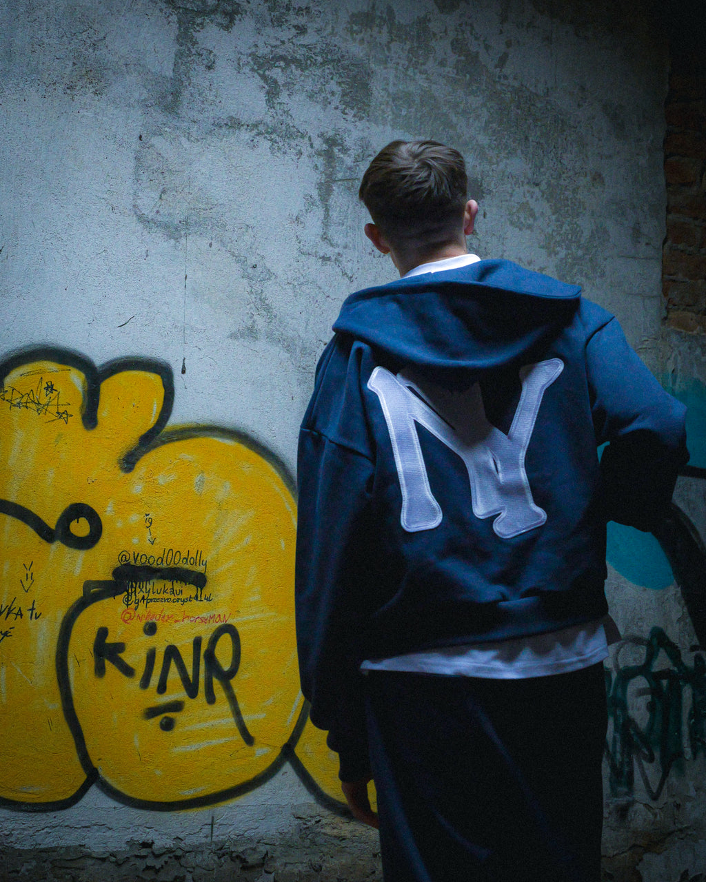 NEW YORK EMBROIDERED ZIPPED HOODIE