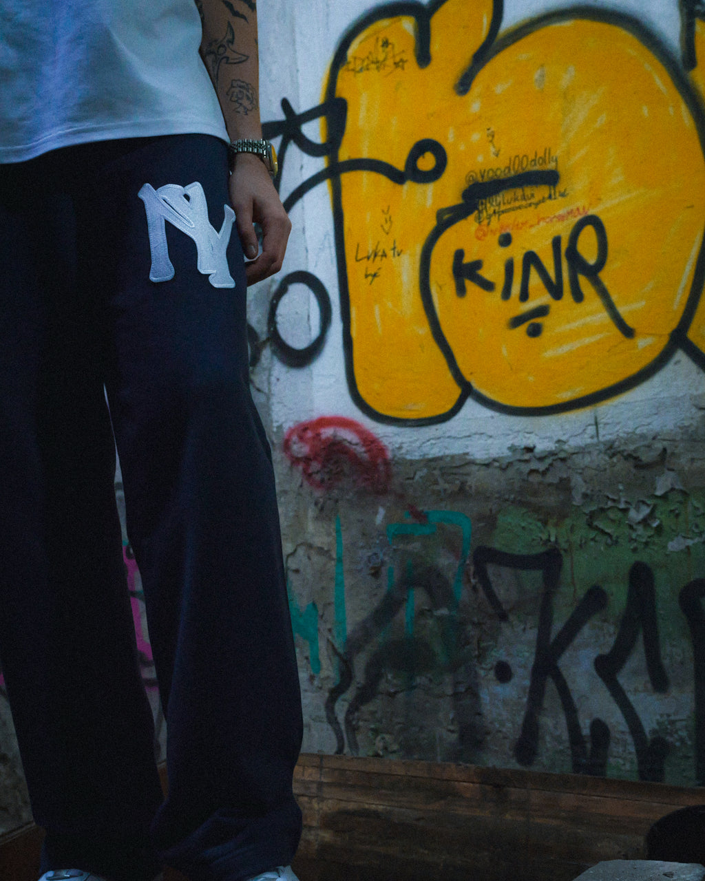 NEW YORK EMBROIDERED SWEATPANTS