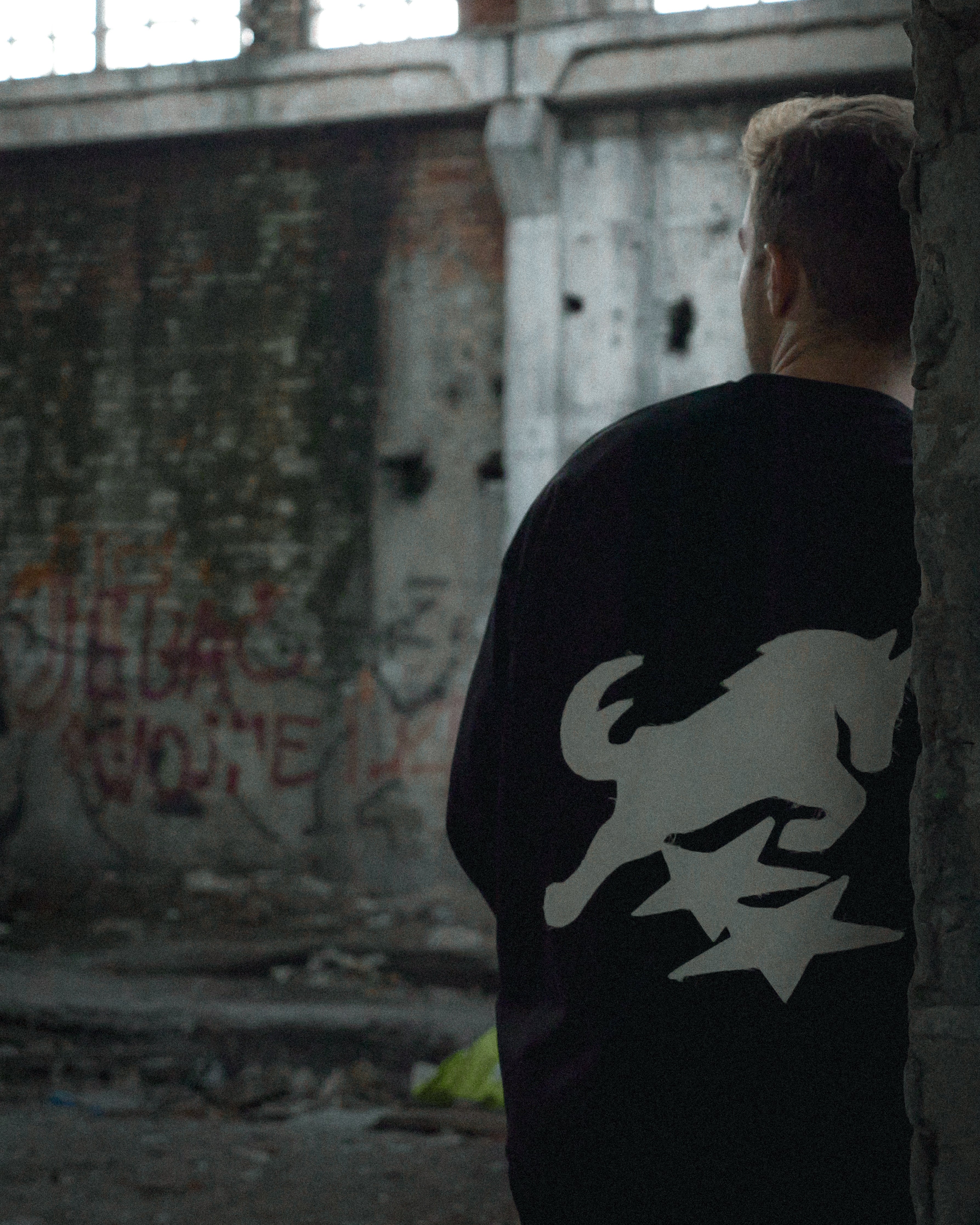 HORSE APPLIQUE CANVAS LONGSLEEVE