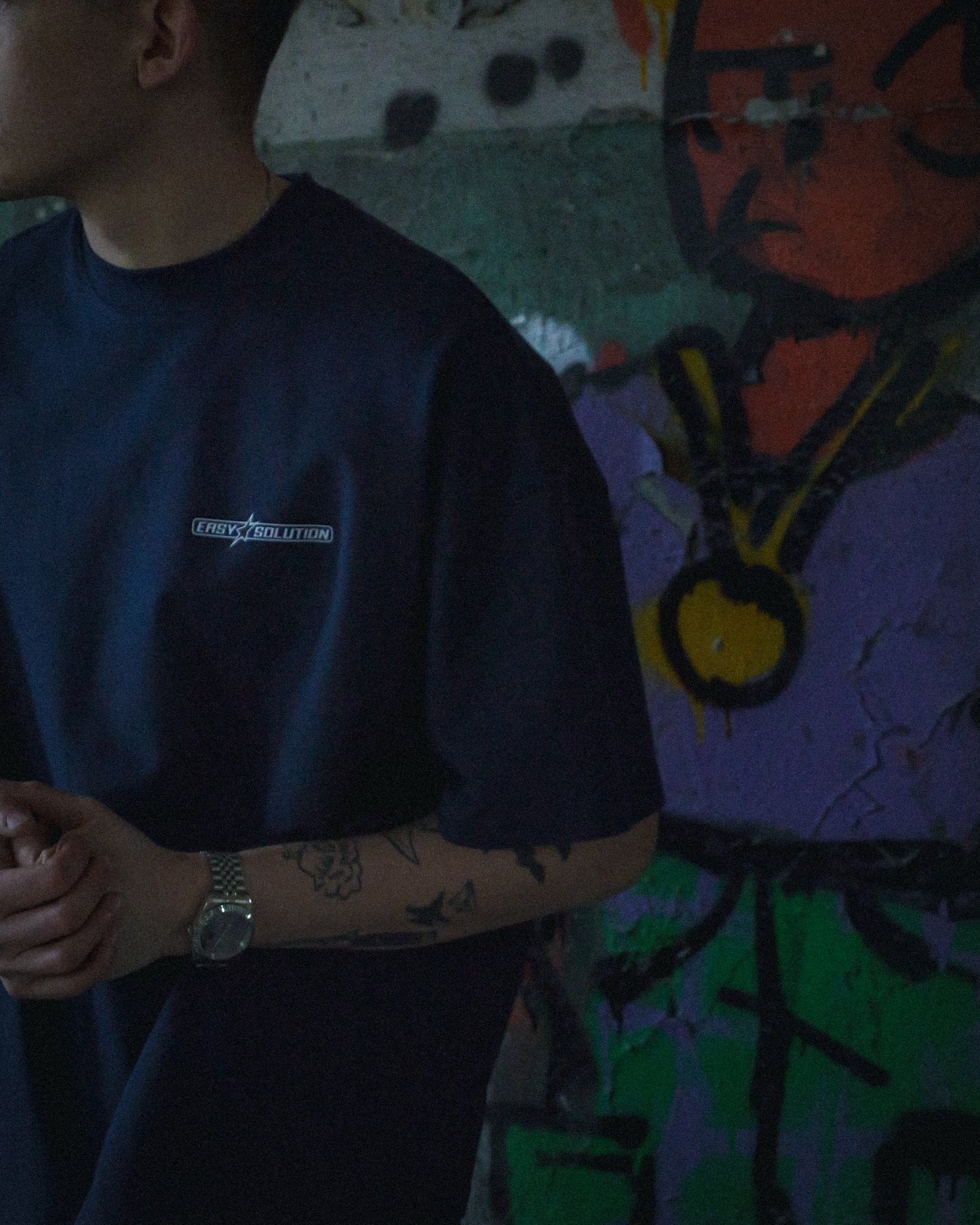 STAR STICKER T-SHIRT