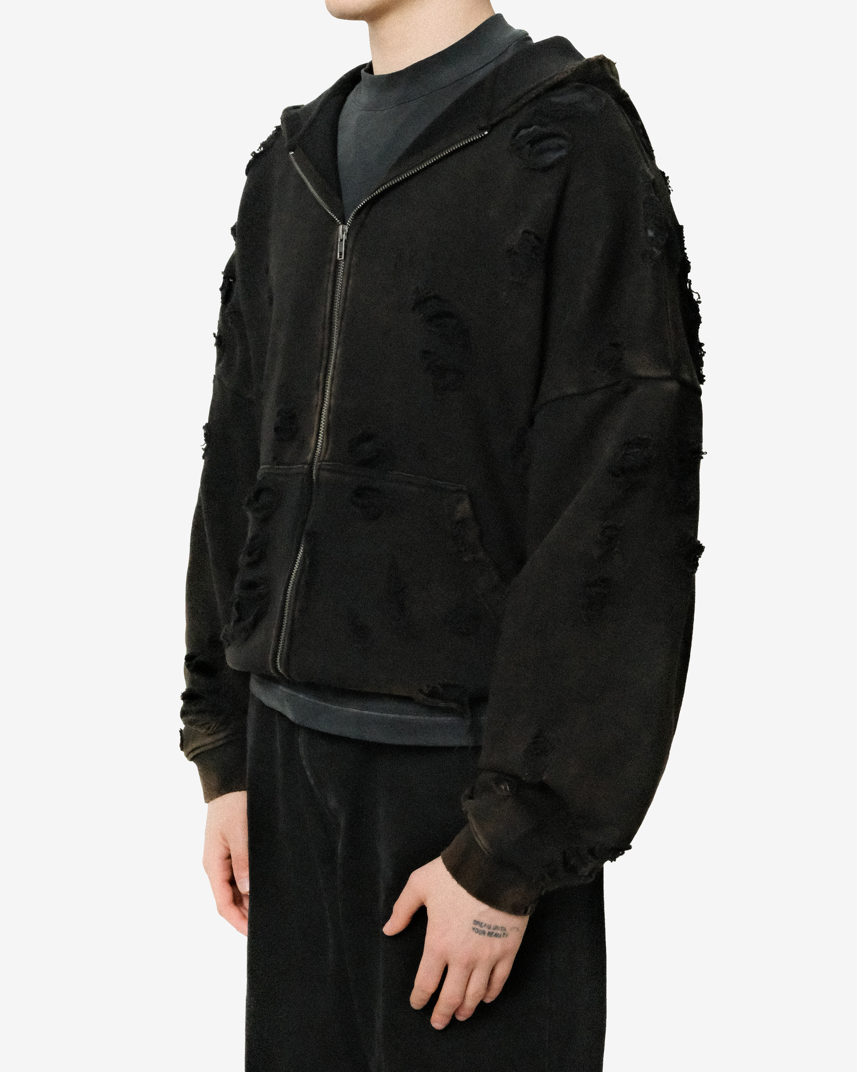 HEAVYWEIGHT FADED DISTRESSED ZIPPED HOODIE